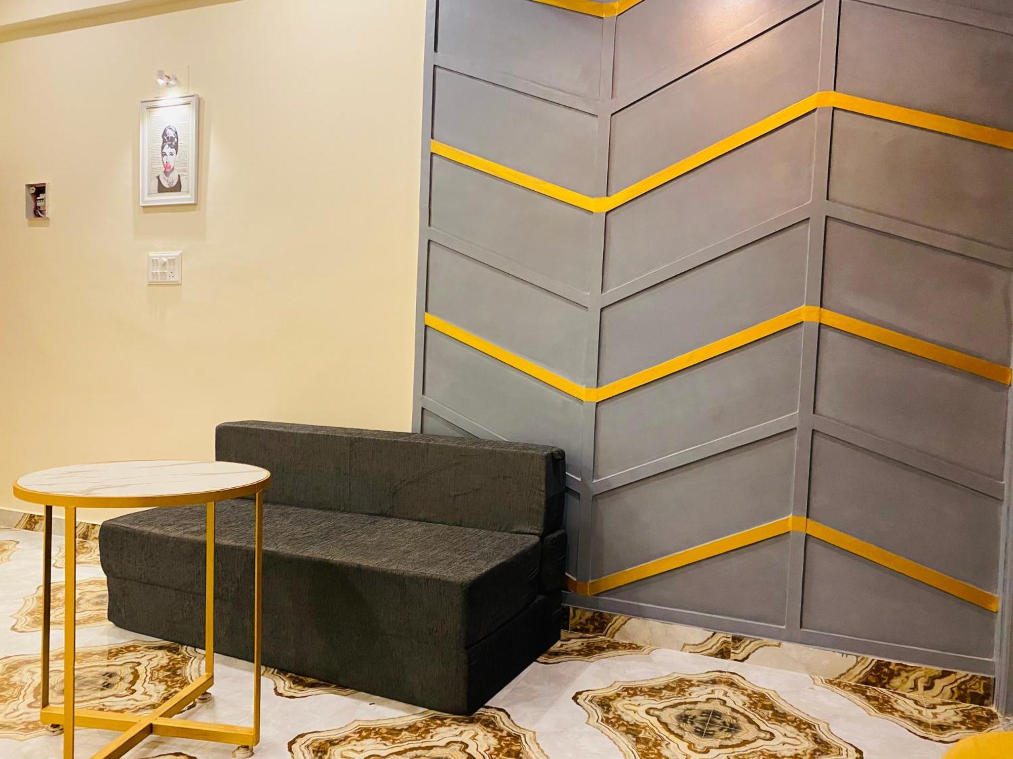 Golden Lotus Hotel